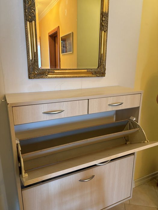 Шкаф за обувки с чекмеджета