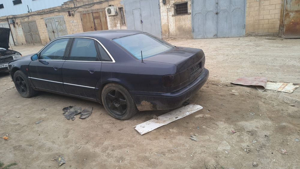 Продаеться ауди А8