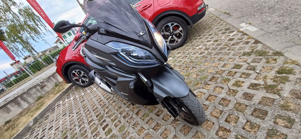 Kymco 300 ,куб 2013г
