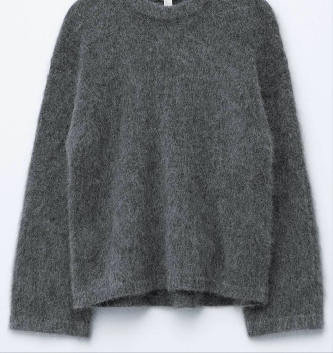 Pulover H&M , mohair/wool blend, stare ca nou