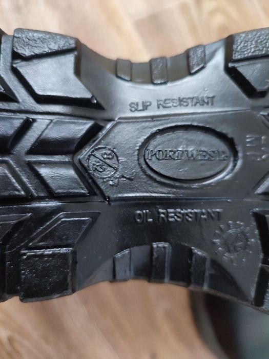 Сефти ботинки 42 размер