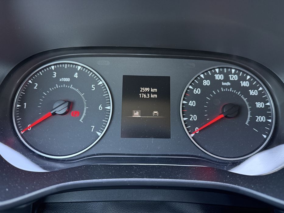 Dacia Logan TCe90 CVT Journey, automat, 2500 Km, Garantie + Revizii GRATUITE pana in 2029