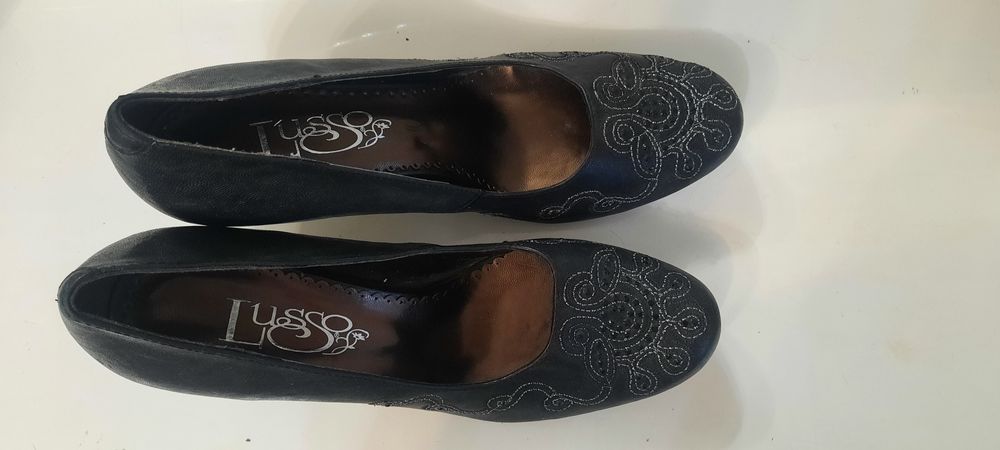 Продам  новые туфли