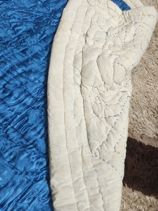 Юргани в син цвят