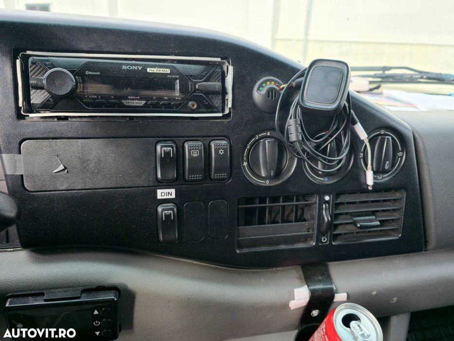 Volkswagen Lt 35 8+1 locuri 2.5 Tdi 109 cp