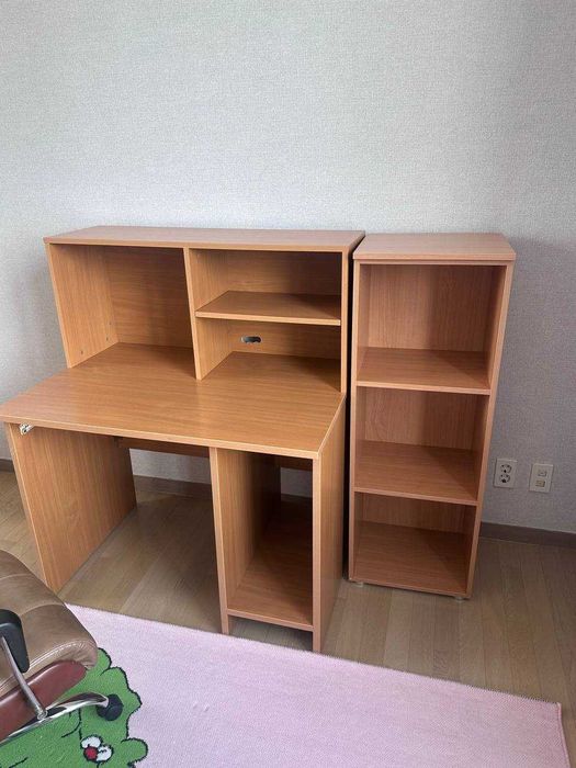 Стол письменный с креслом