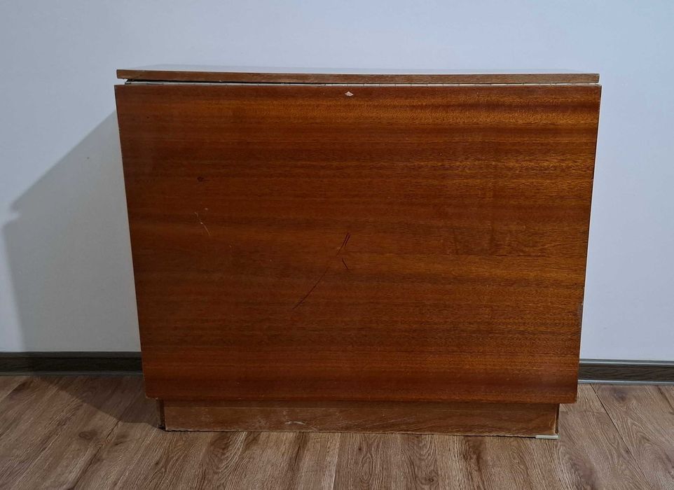 Продается раскладной стол