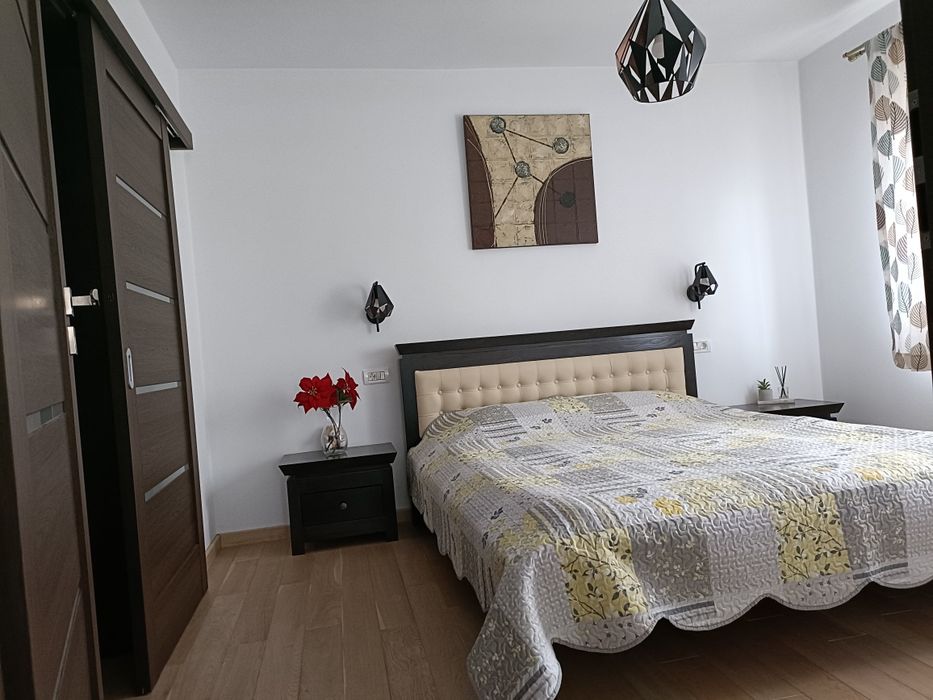 Casa P+1,garaj,terasa,grila anexa