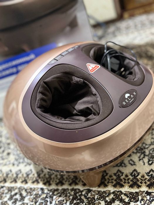 Массажёр для ног.  Гарантия есть.