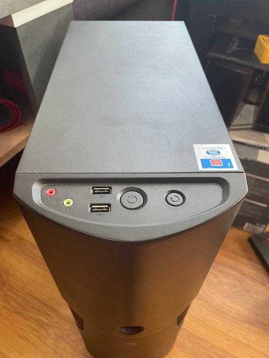 Настолен компютър