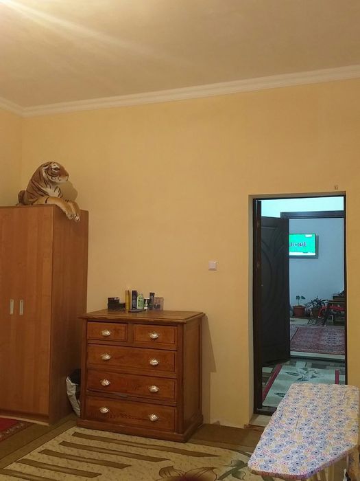 Дўрмон хайдаробод махалласида 3 сотихли ховли сотилади