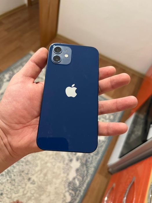 Айфон 12 на 64 гб