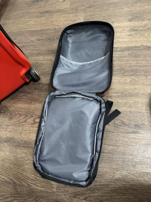 Чемодан детский с рюкзаком