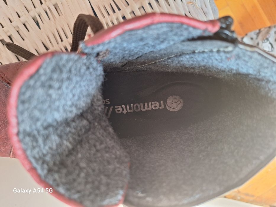 Дамски боти от естествена кожа" Remonte"