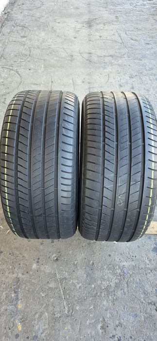 2 anvelope vara runflat Bridgestone 305/40/20,dot 2022.Pret/bucata