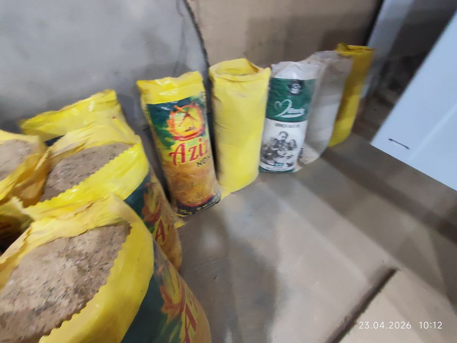 Apilka sotiladi xalatasi 15 mingdang