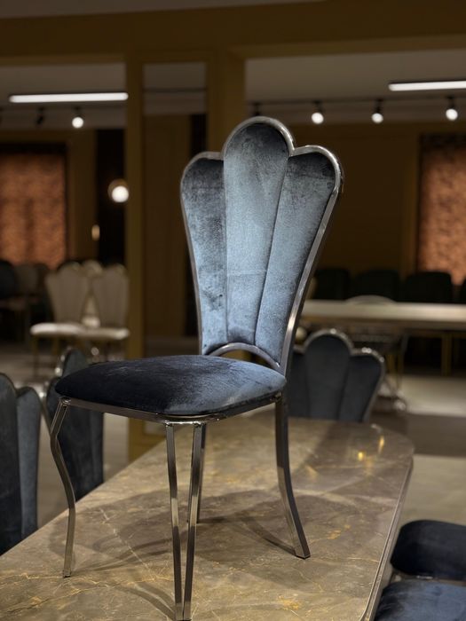 Элитный обеденный стол с комплектом стульев!!!