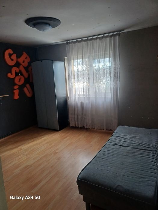 Persoană fizică - Alexandru cel Bun - Apartament 2 camere decomandat