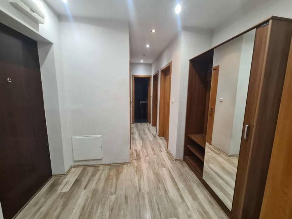 Дава се под наем Тристаен апартамент в София, Люлин 6 - 113 кв.м за 719 € - Снимка #4