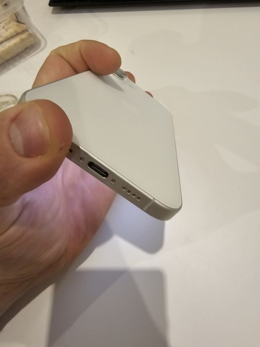 iPhone 16 Plus 128GB