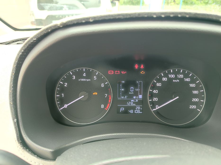 Продам Крету стоит без дела