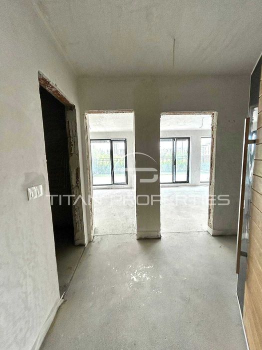 Продава се Двустаен апартамент в Пловдив, Тракия - 80 кв.м за 2491 €/кв.м - Снимка #2