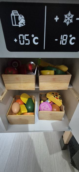 Bucatarie de jucărie de lemn cu sunete si lumini Playtive