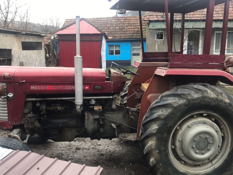 Vând tractor Massey Ferguson 65 CP