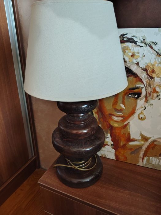 Нощни настолни лампи