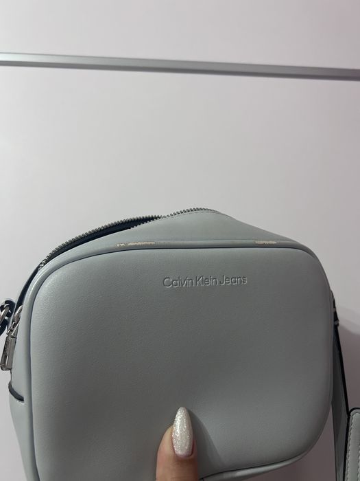Дамска чанта Calvin Klein