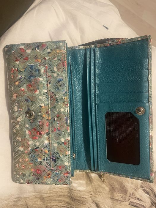 Дамски портфейли/сет-2 броя+подарък