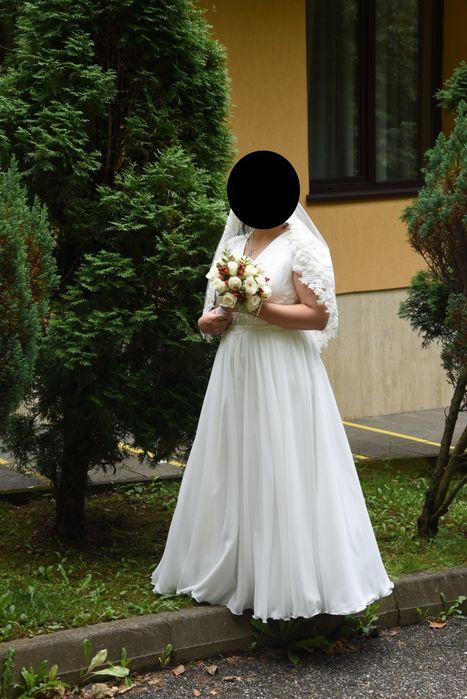 Vând rochie de mireasă