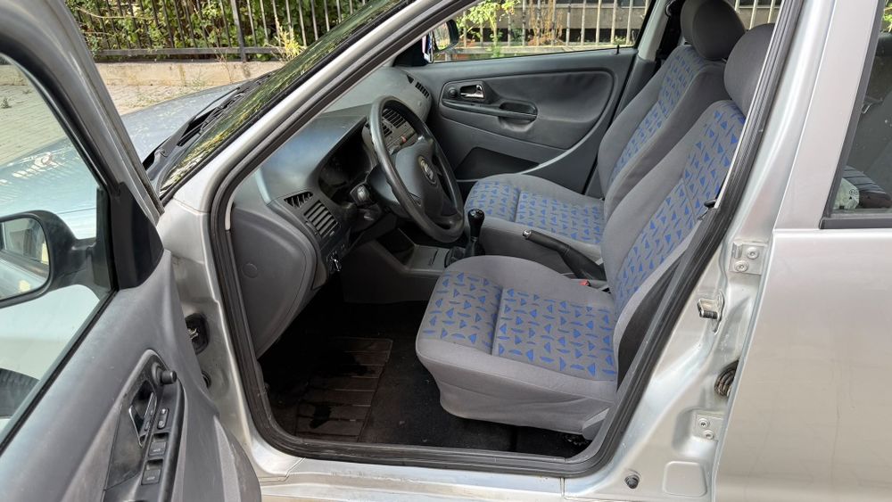 SEAT Cordoba 2002 — imagine 5