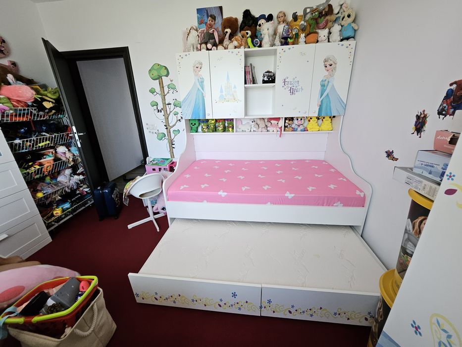 Mobila pentru fetita