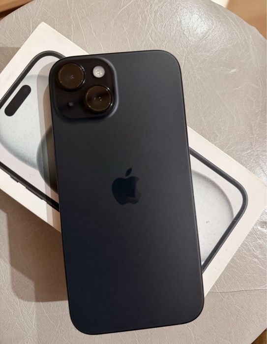 Iphone 15 128gb.
