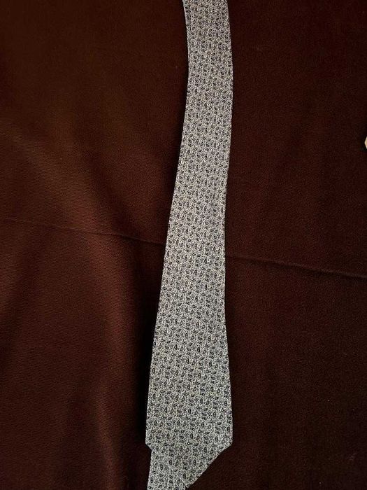 Продавам луксозни вратовръзки по 20 евро едната