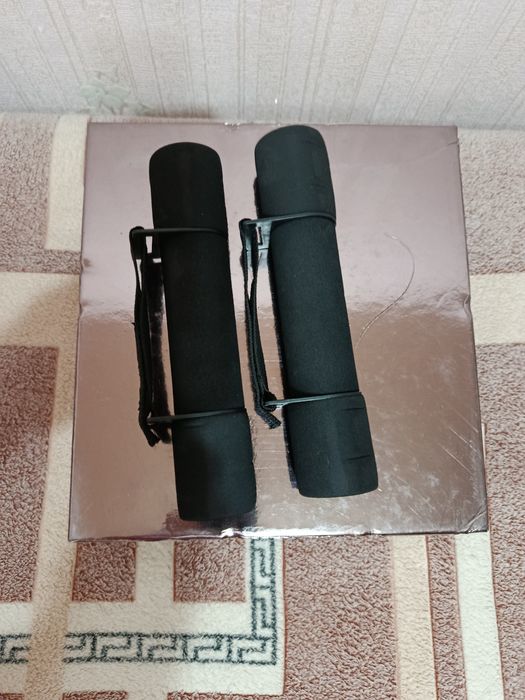Продам гантели , ц. 4500
