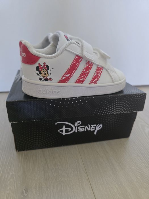 Детски маратонки Adidas Disney Minnie Mouse