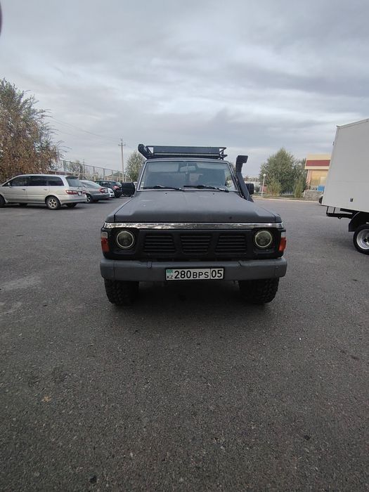 Nissan Patrol 1995 года