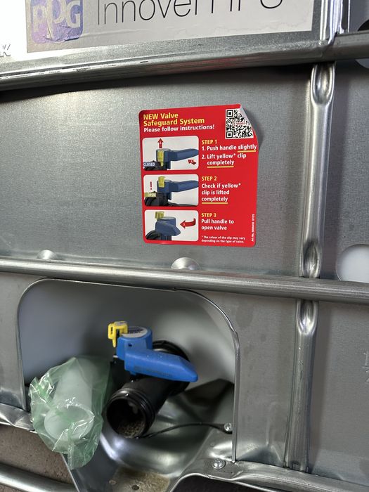 Бочки для воды 1000л. контейнер (Intermediate Bulk Container).