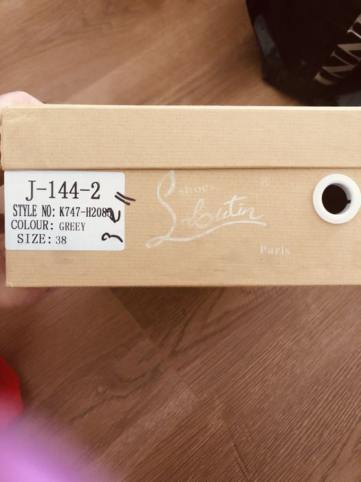 Женская обувь