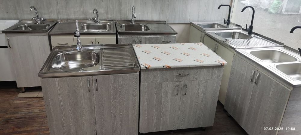 Кухонная мебил тумба шкаф рабочи стол мойка раковина