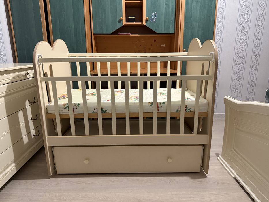 Детский манеж с камодом