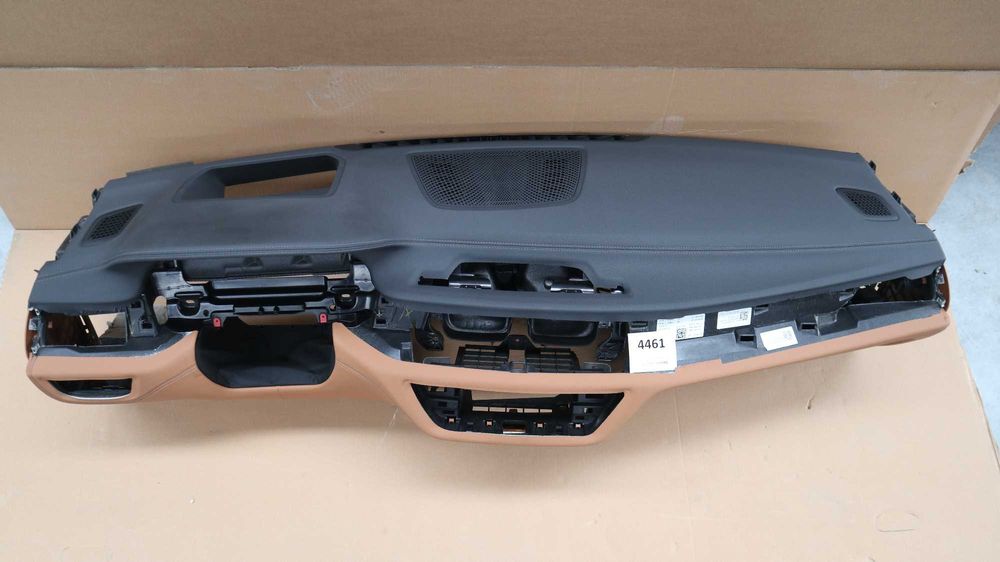 Арматурно табло БМВ Г11 Г12 BMW G11 G12 Черно/коняк