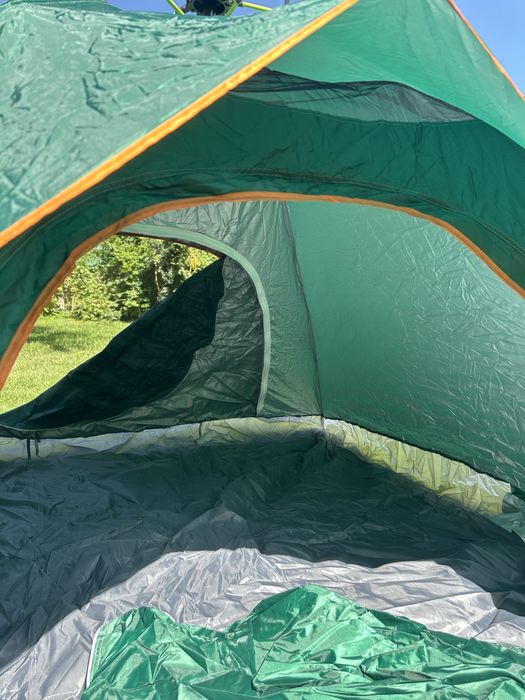 Палаткв трёх местная