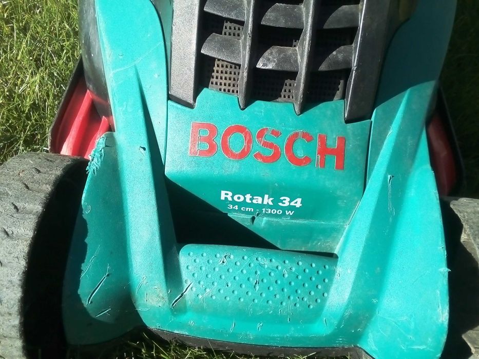 Косачка BOSCH Rotak 34- професионална, електрическа 1300W