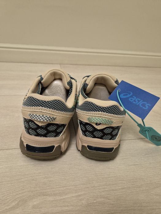 Кроссовки asics б/у