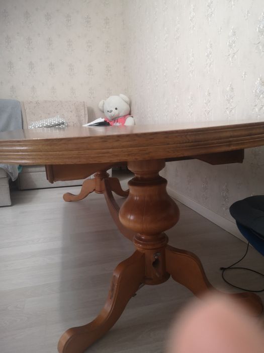 Стол дубовый орех цвет