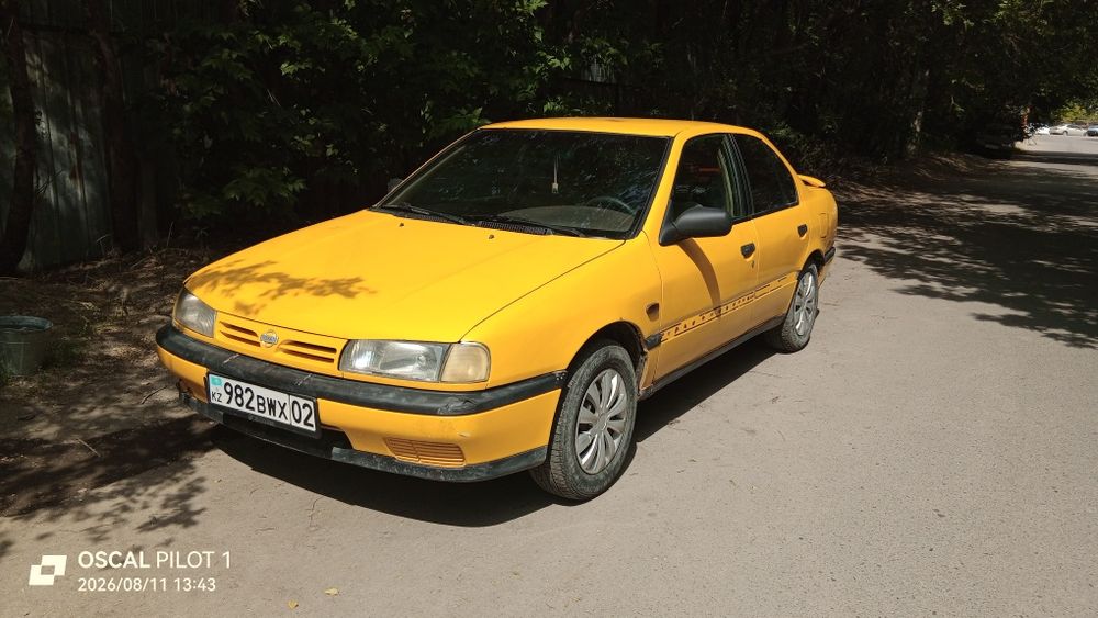 Nissan Primera P10