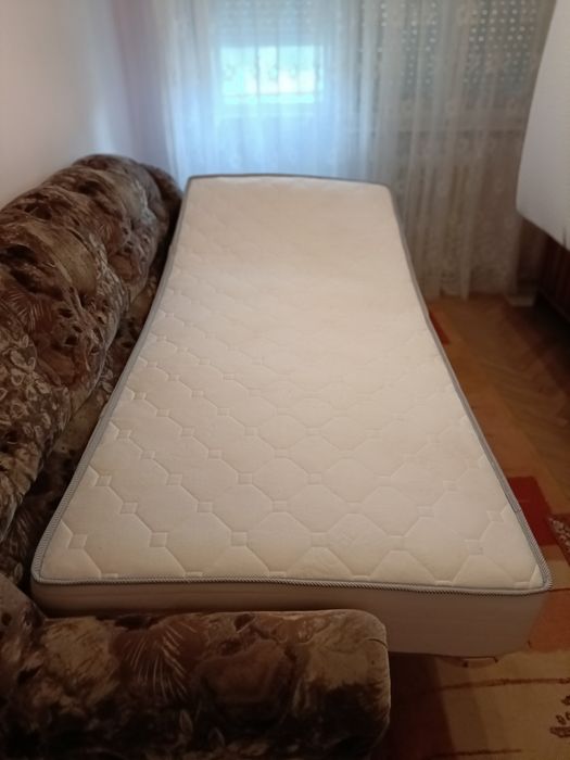 Saltea și topper